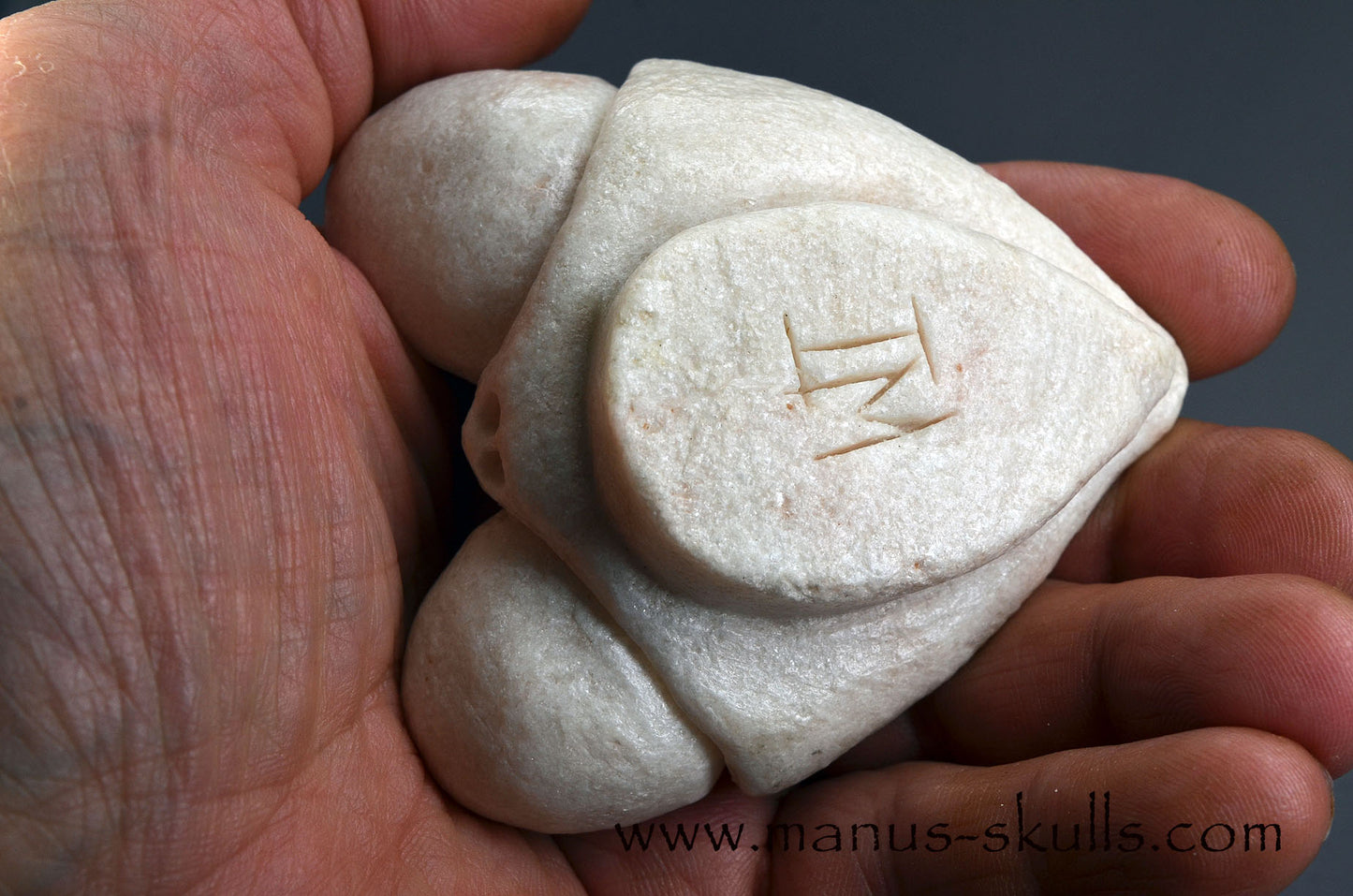 White Steatite Dragolian (#33)