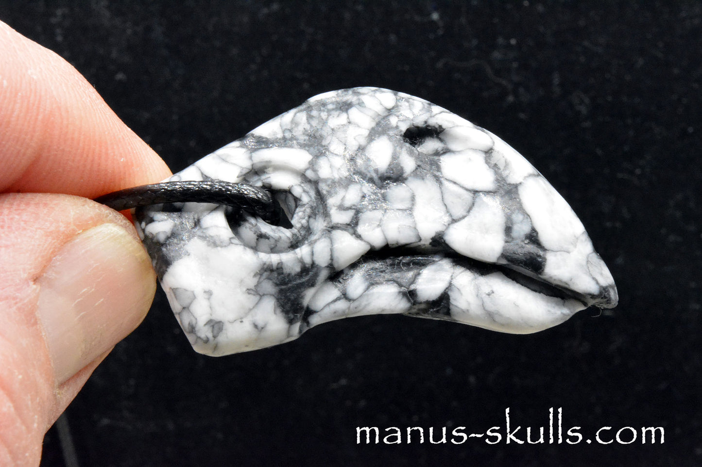 Pinolith Bird Skull Pendant