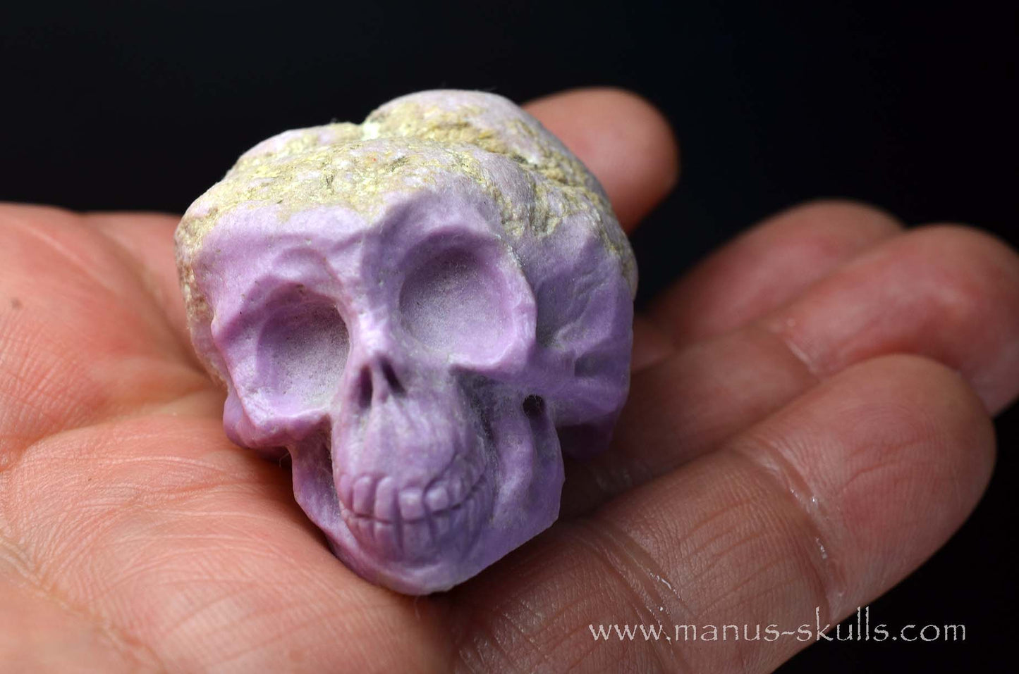 Phosphosiderite with Cacoxenite Skull