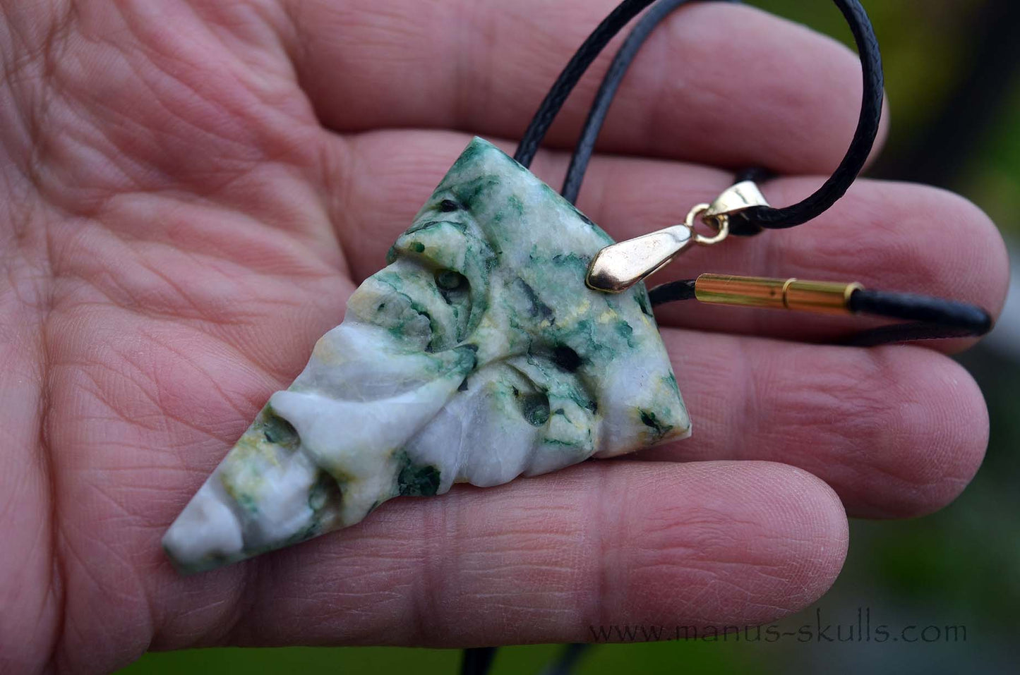 Mariposite pendant