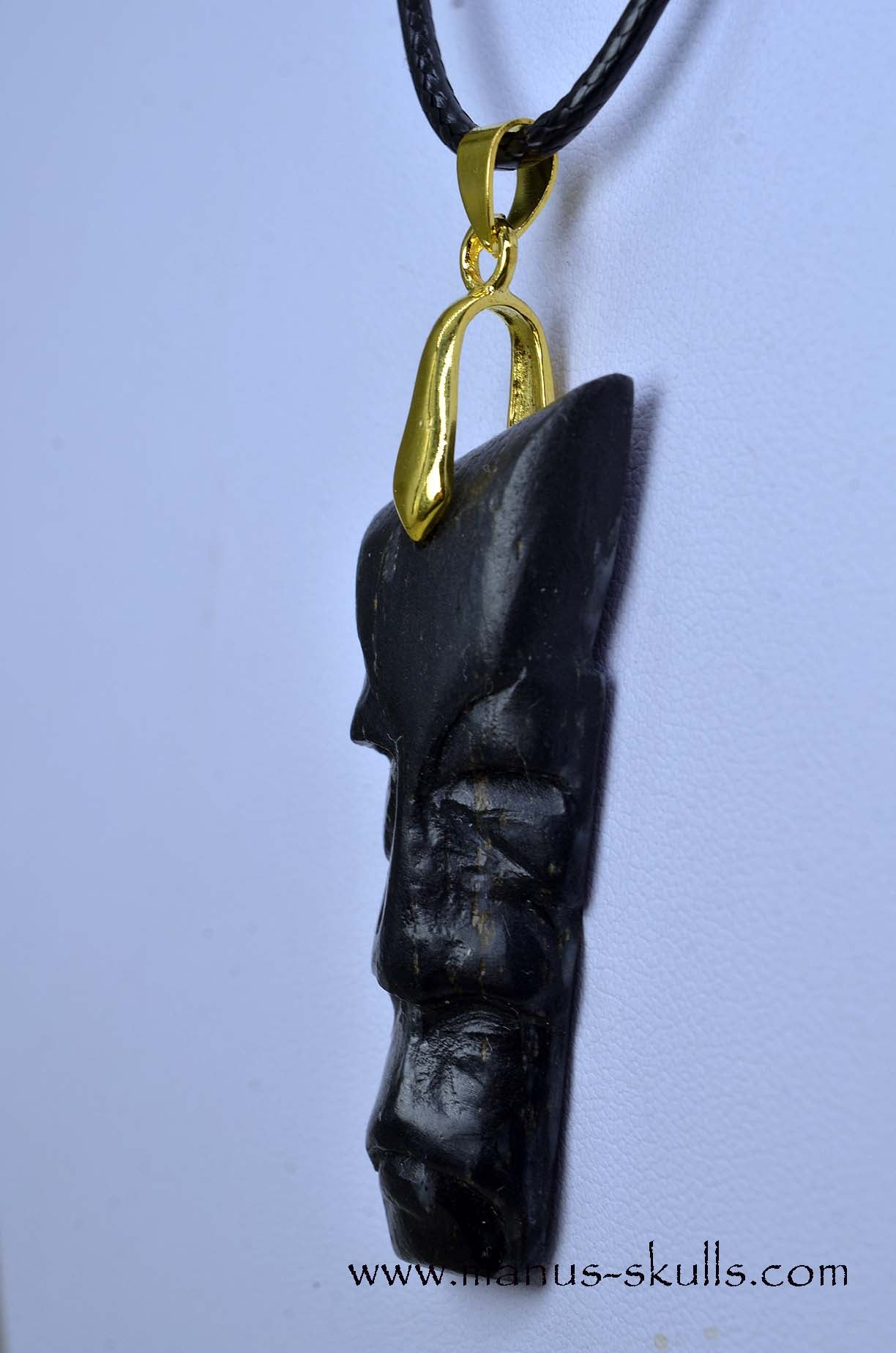 Isua Tribal Pendant