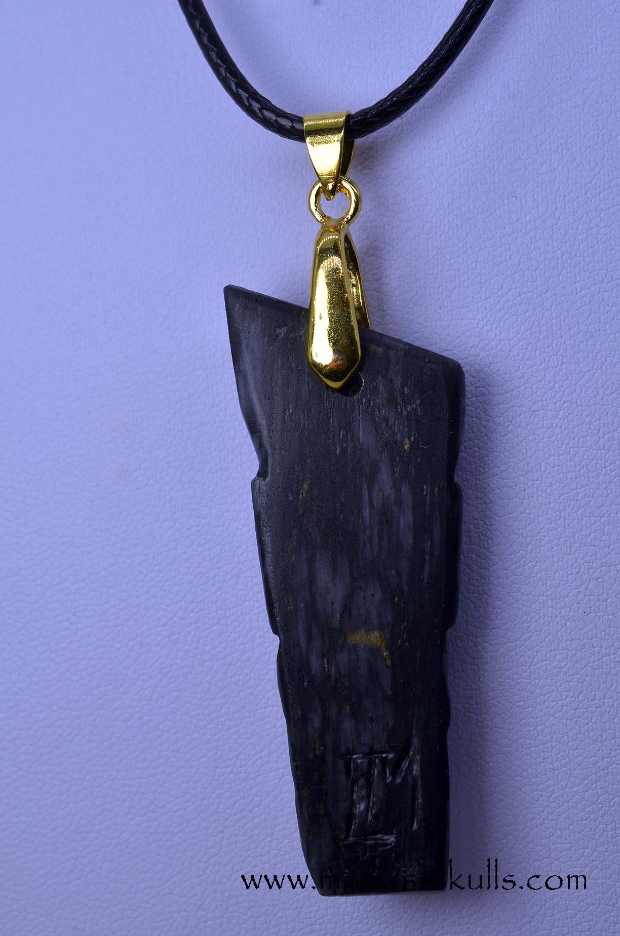 Isua Tribal Pendant