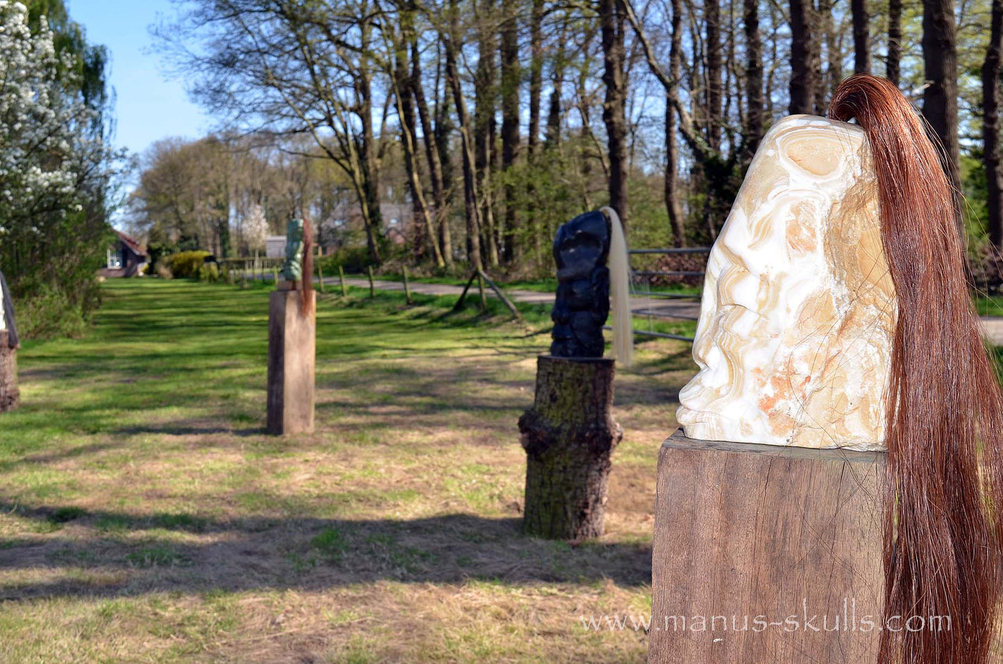 White Aragonite Tribe Statue #004