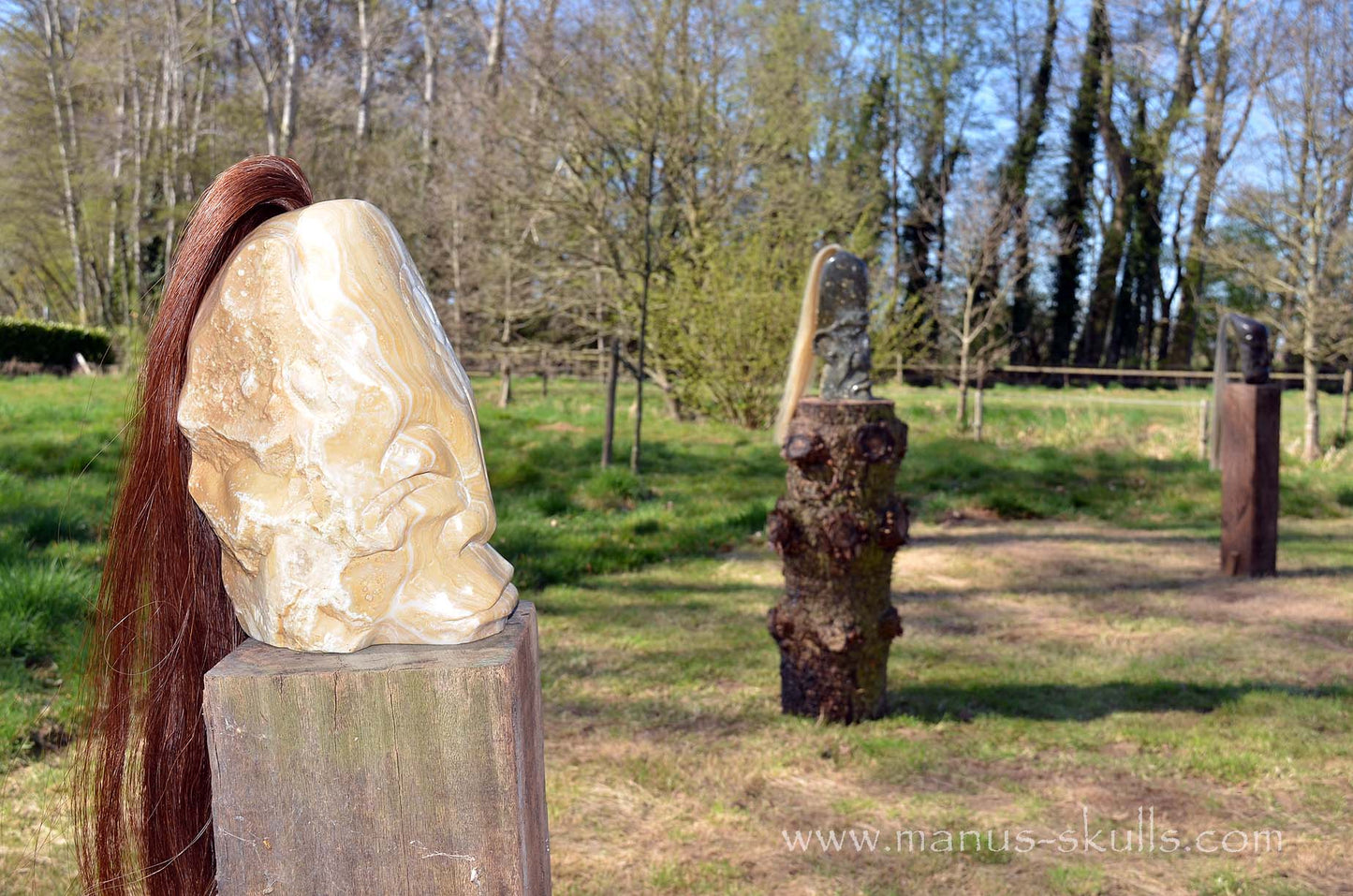 White Aragonite Tribe Statue #004