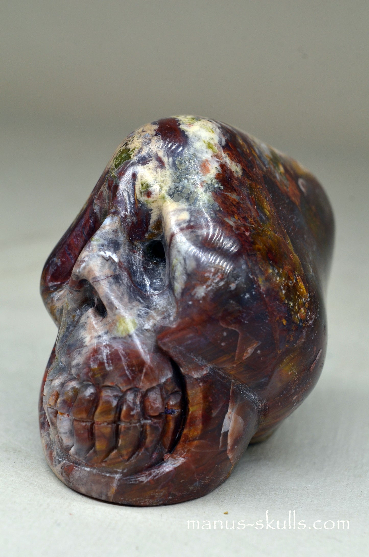 PIETERSITE  SKULL .....