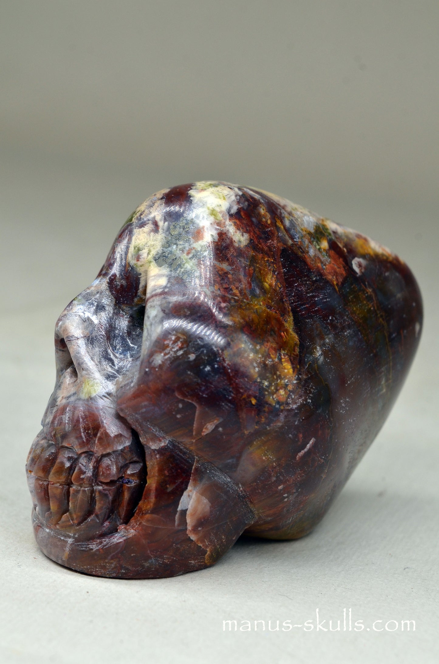 PIETERSITE  SKULL .....