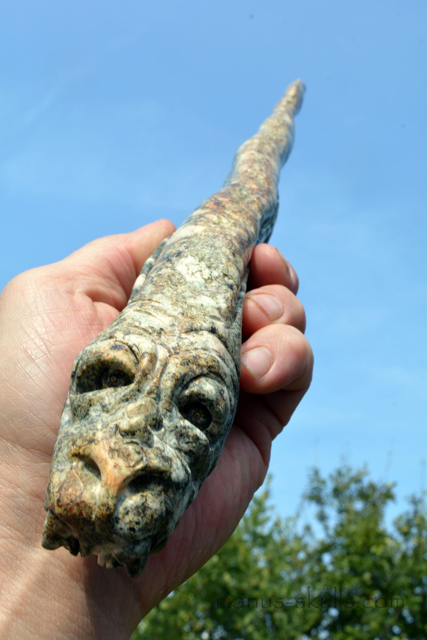 Large Preseli Bluestone Dragon Wand  (42,2 cm tall)