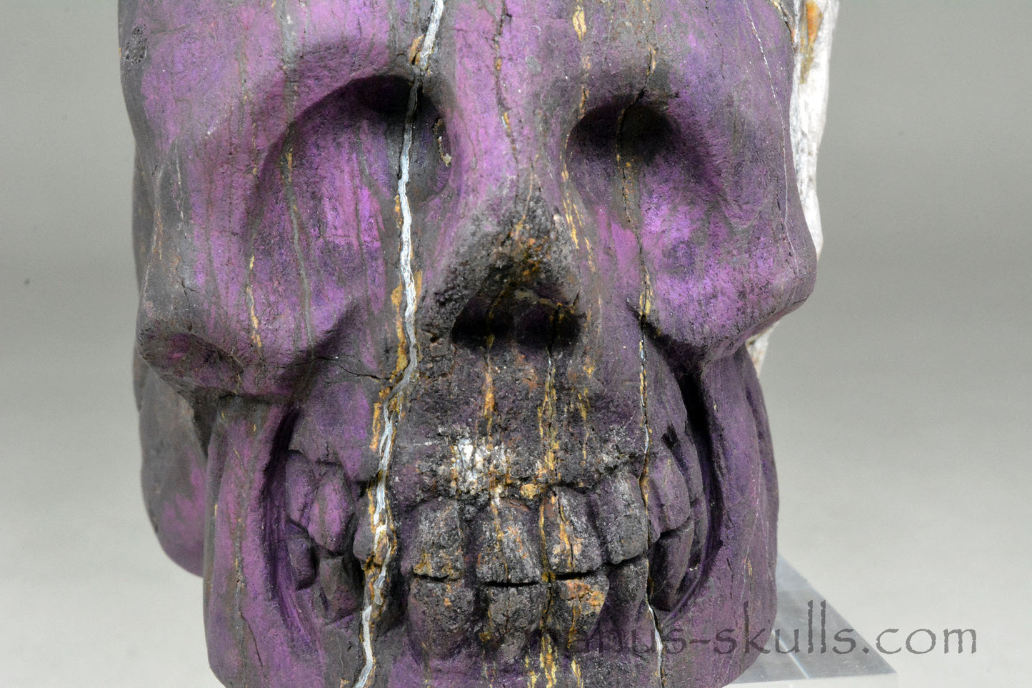 Large Purpurite Skull