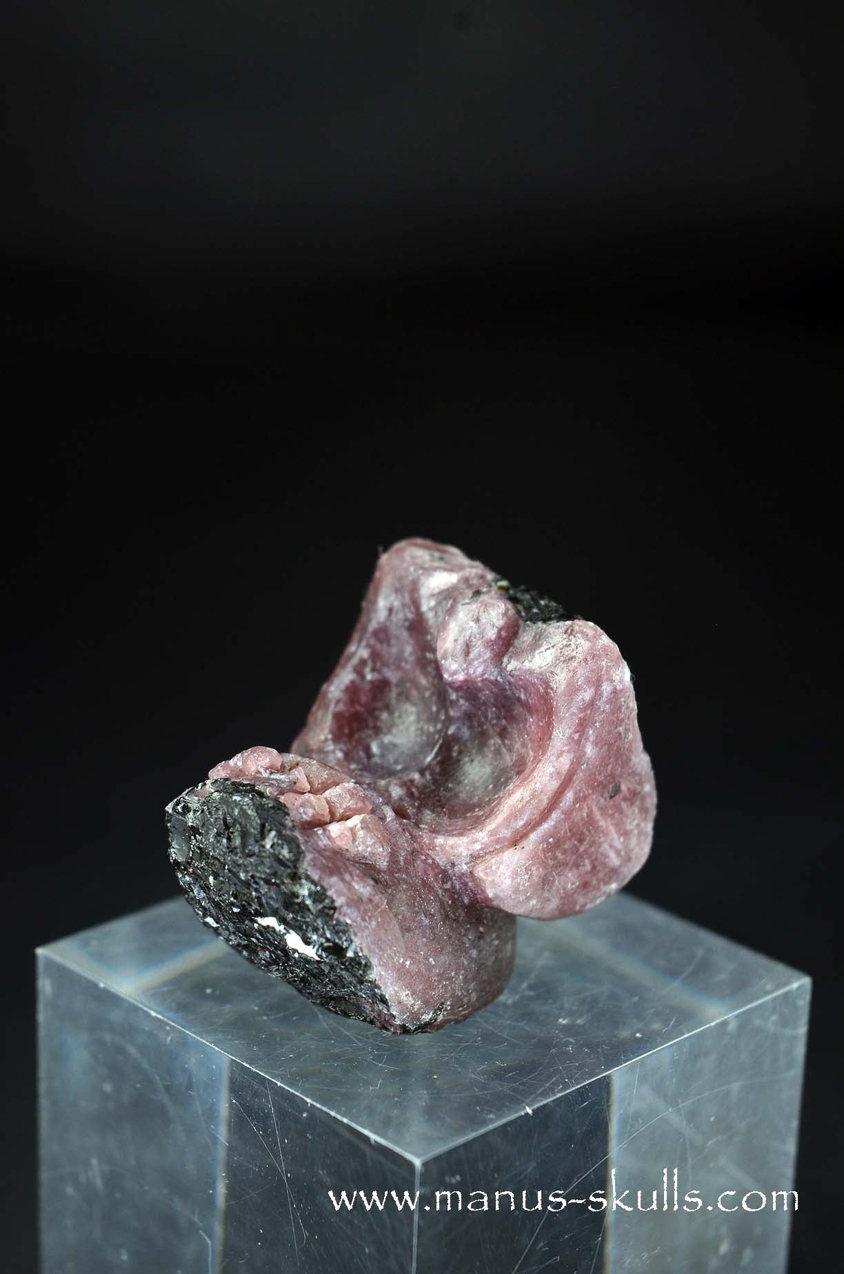 Manus skulls unique Crystal Carvings handmade skulls dragons pendants preseli bluestone tribals spiritual meaning wand Unicorn .. ruby