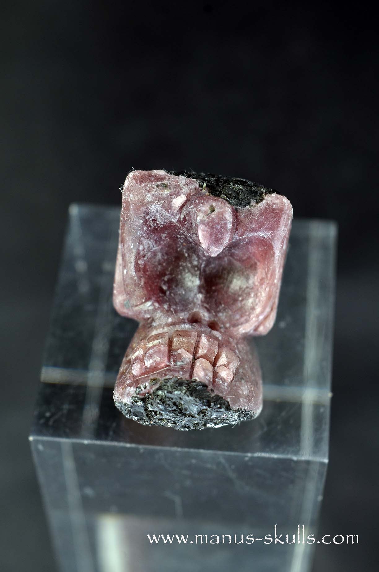 Manus skulls unique Crystal Carvings handmade skulls dragons pendants preseli bluestone tribals spiritual meaning wand Unicorn .. ruby