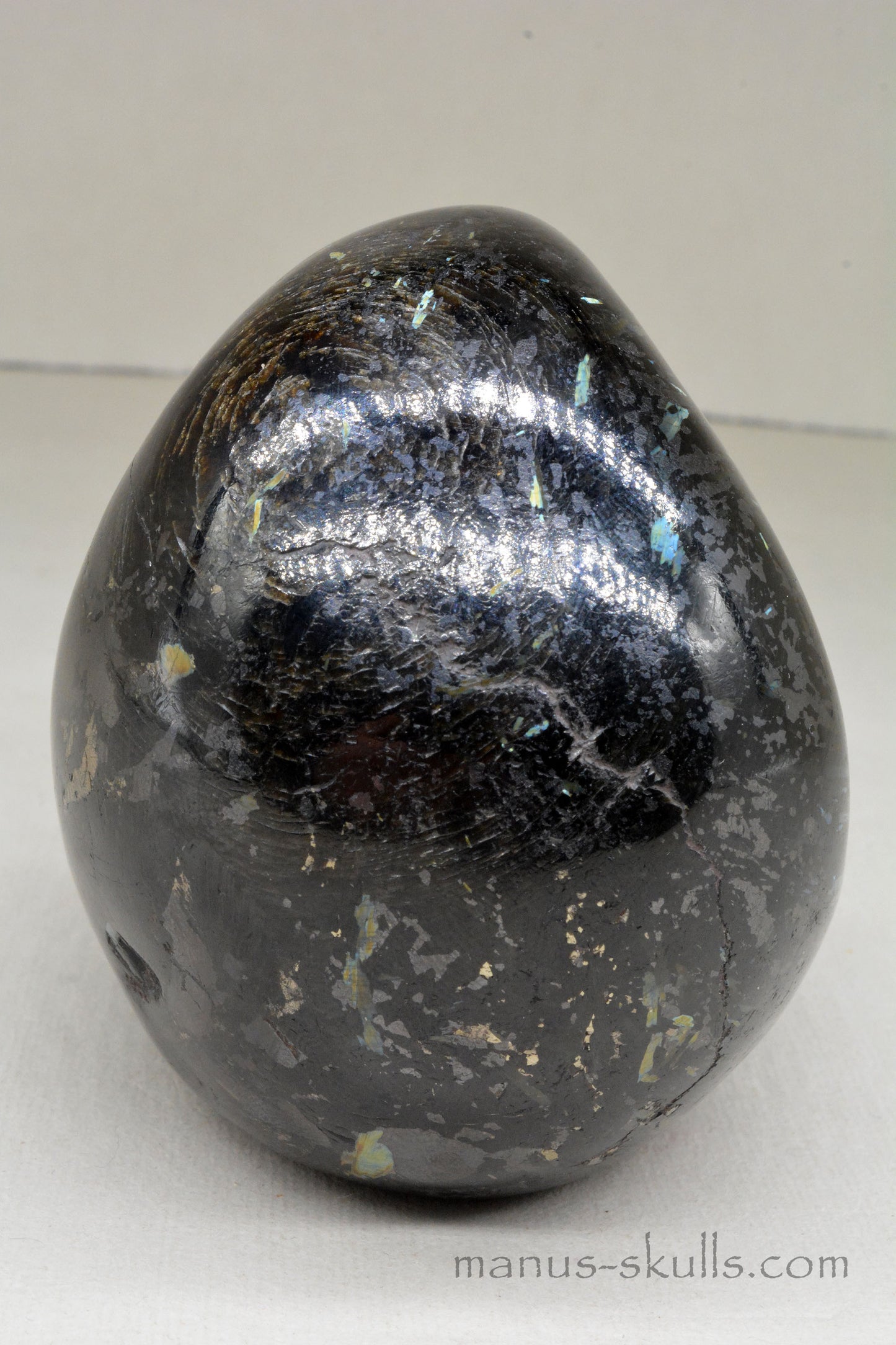Large Nummite Skull ....