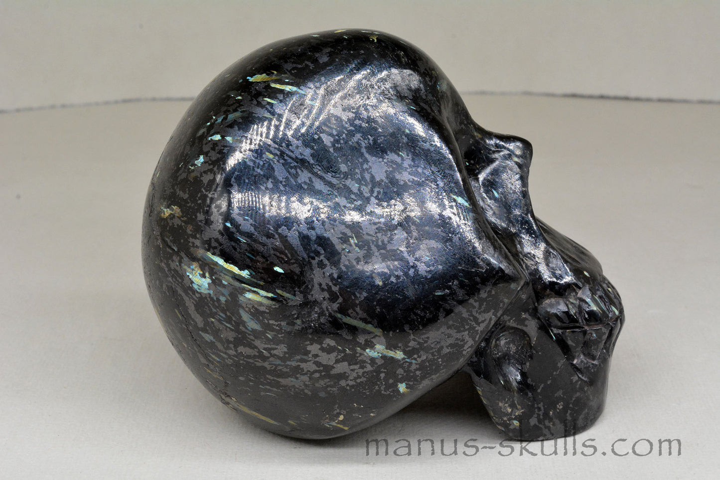 Large Nummite Skull ....