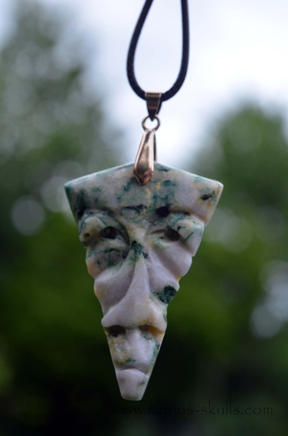 Mariposite pendant