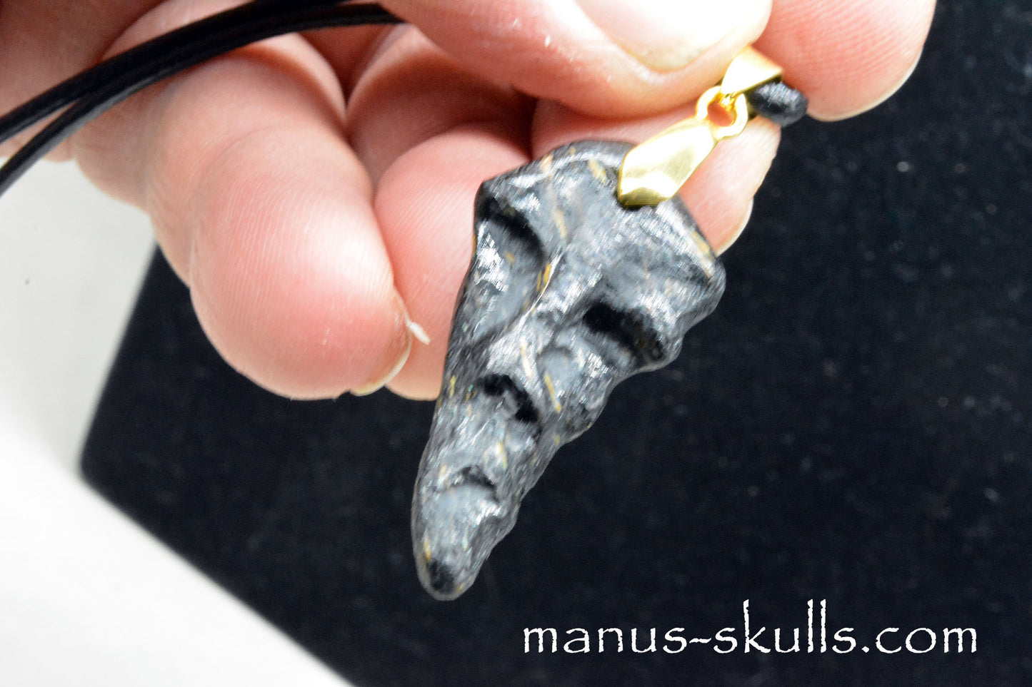 Nuummite Pendant