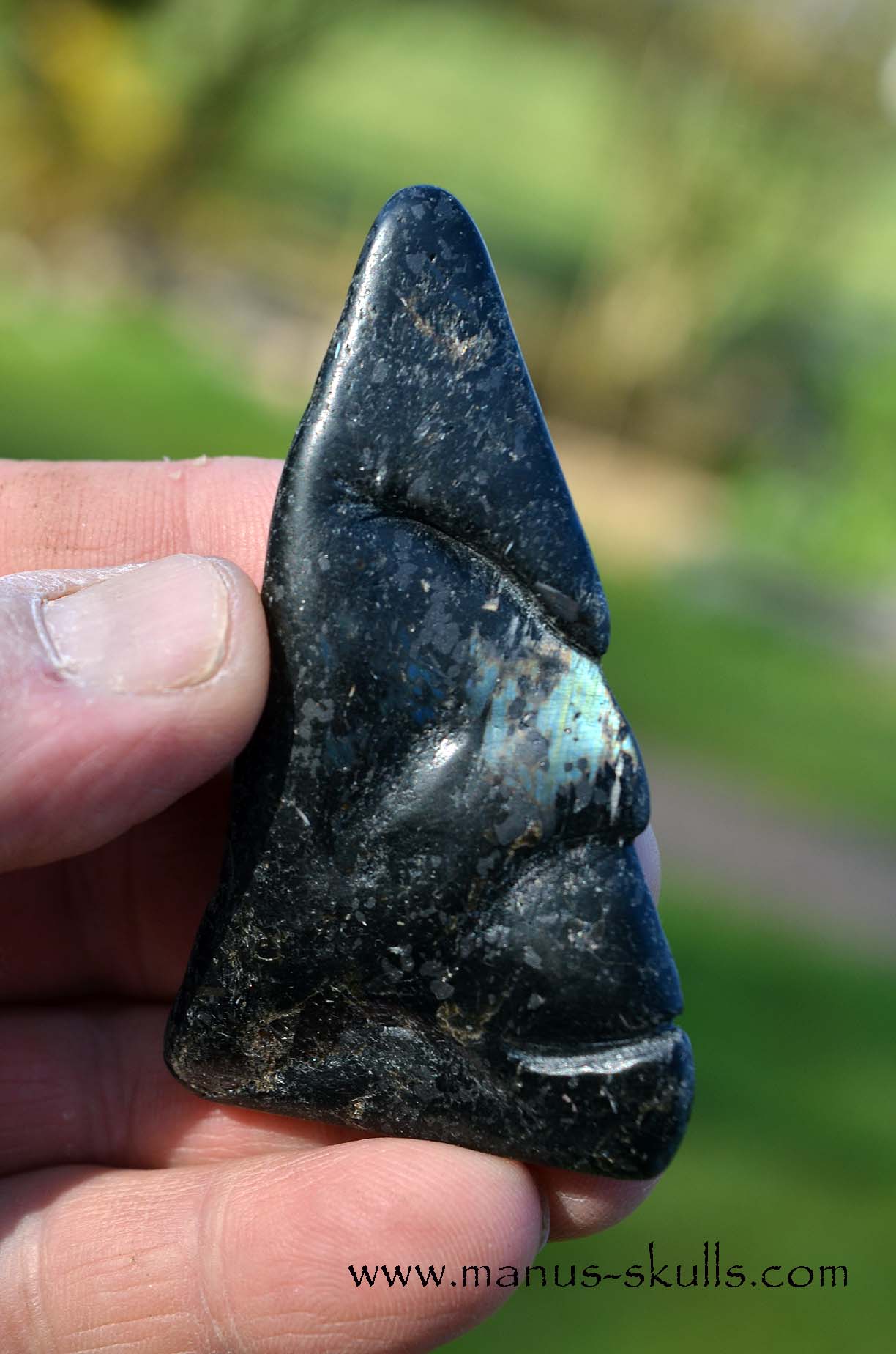 Nuummite Cuddlestone Meditation Conehead Skull