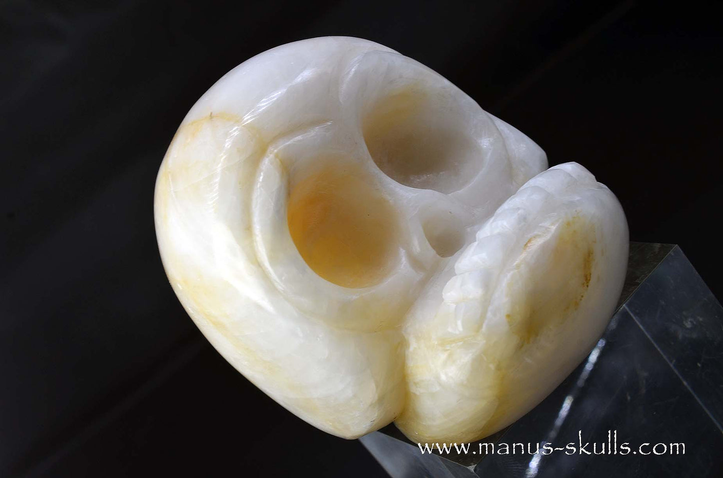 White Calcite Evolian Skull #08