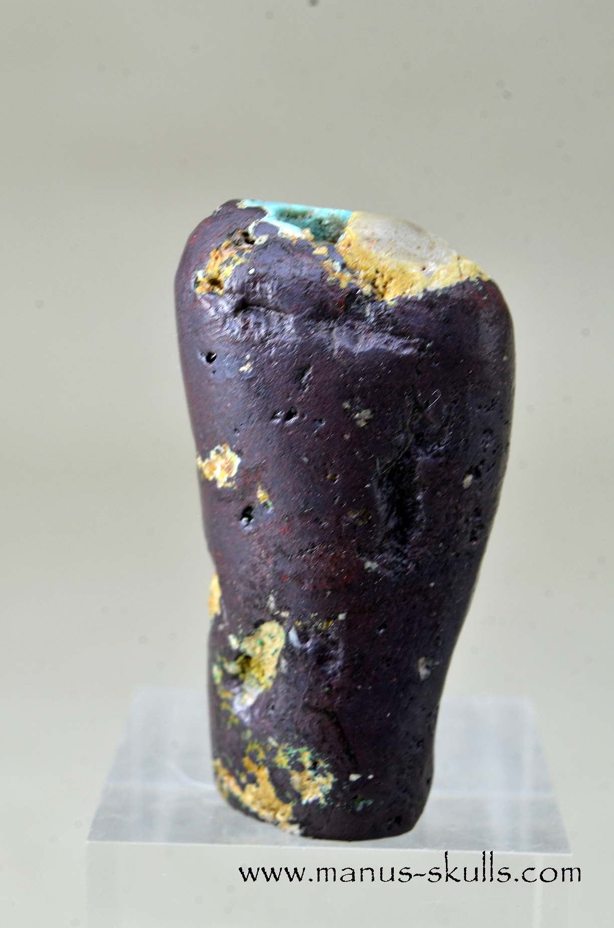 Cuprite with Turquoise Skull