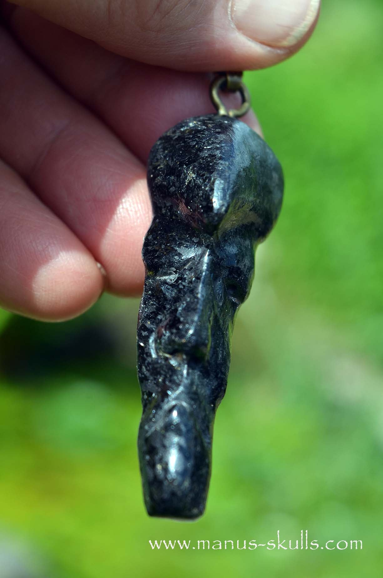 Nuummite Tribal pendant