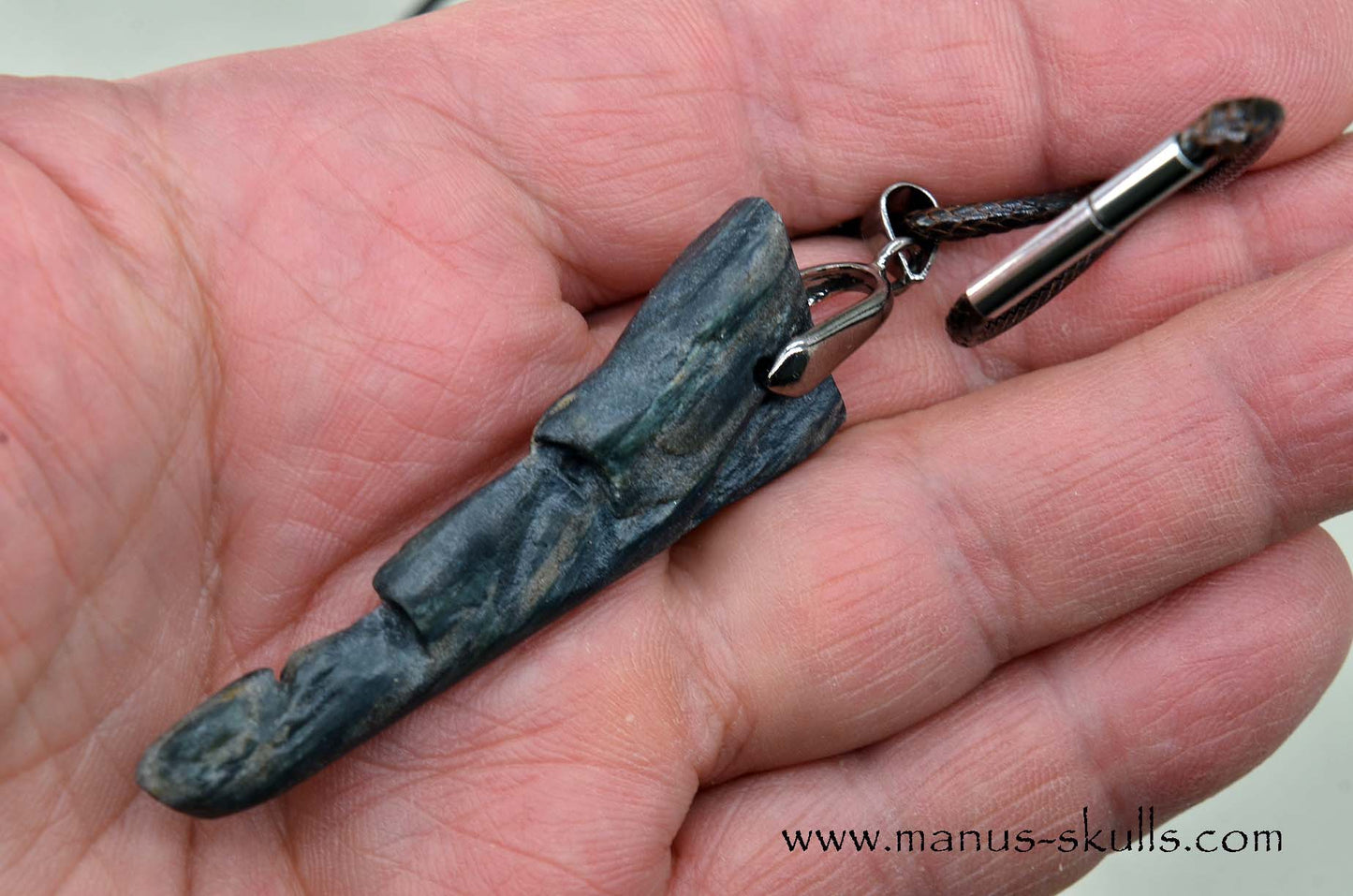 Isua Pendant