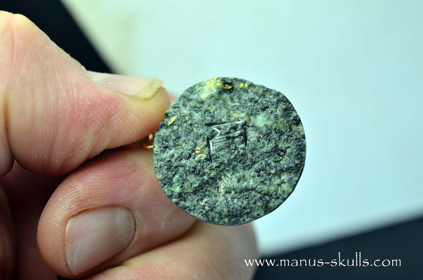 PRESELI BLUESTONE Pendant with Gold colored etched AWEN Symbol .....
