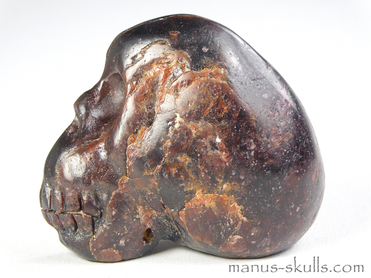 GARNET SKULL