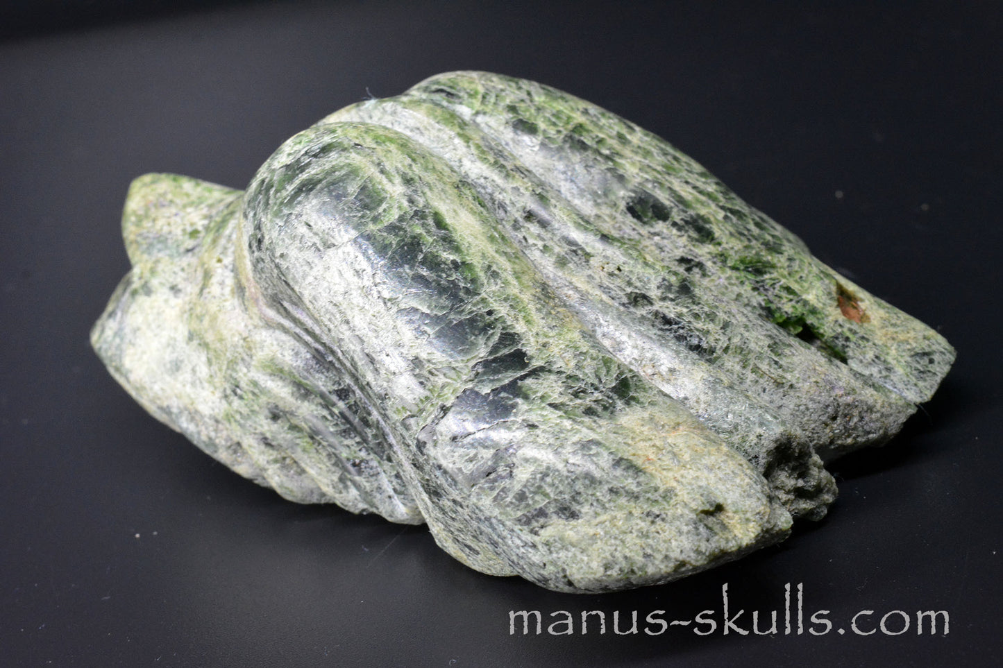 Chromite in Diopside Dragon