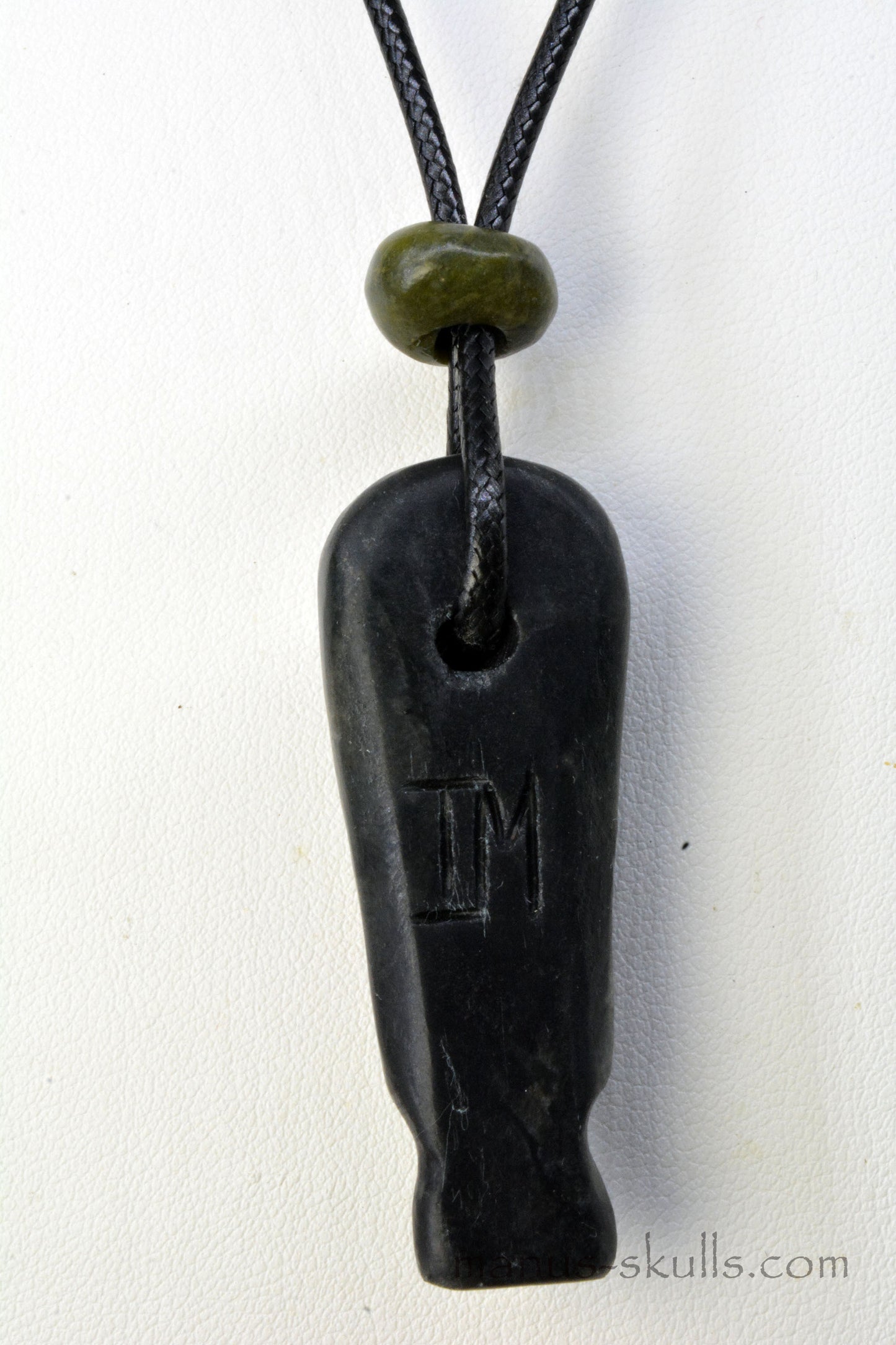 Isua Pendant with Greenlandite slide Bead