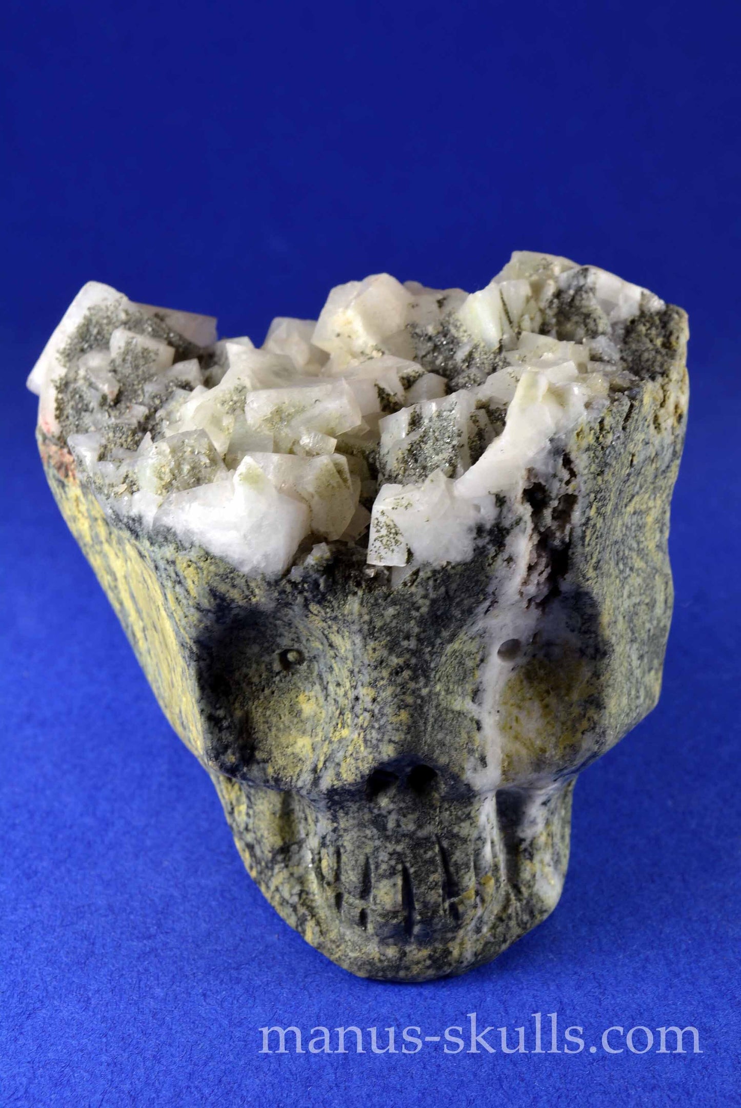 Albite Skull