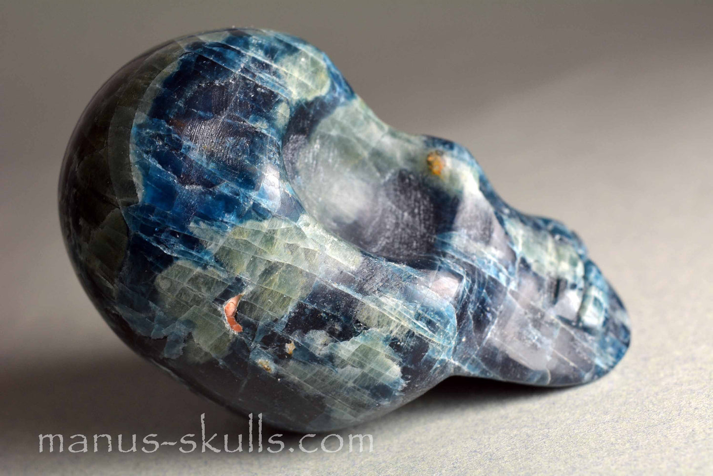 Apatite Skull