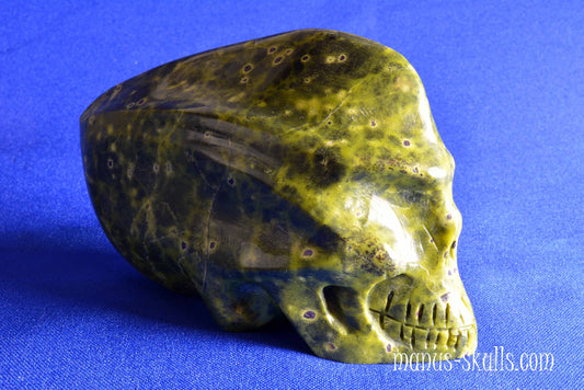 Atlantisite Traveller Skull