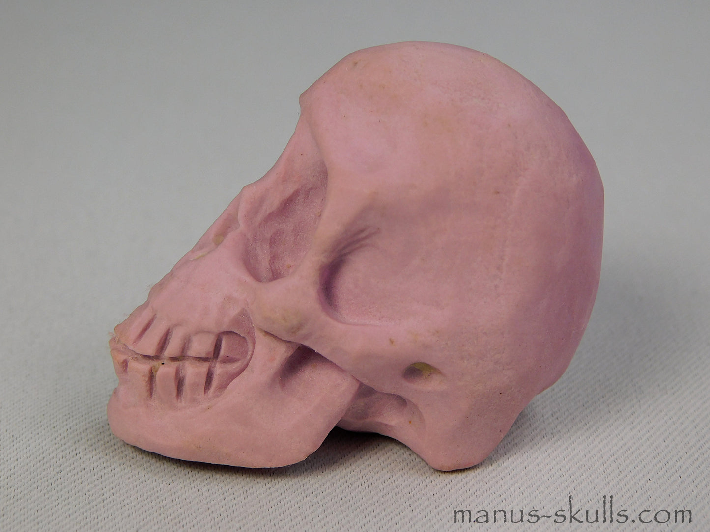 Phosphosiderite Skull