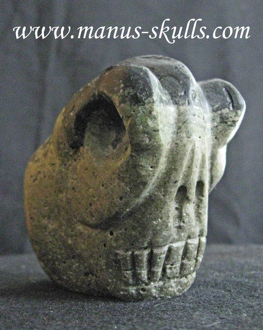 Obsidian Alien Skull