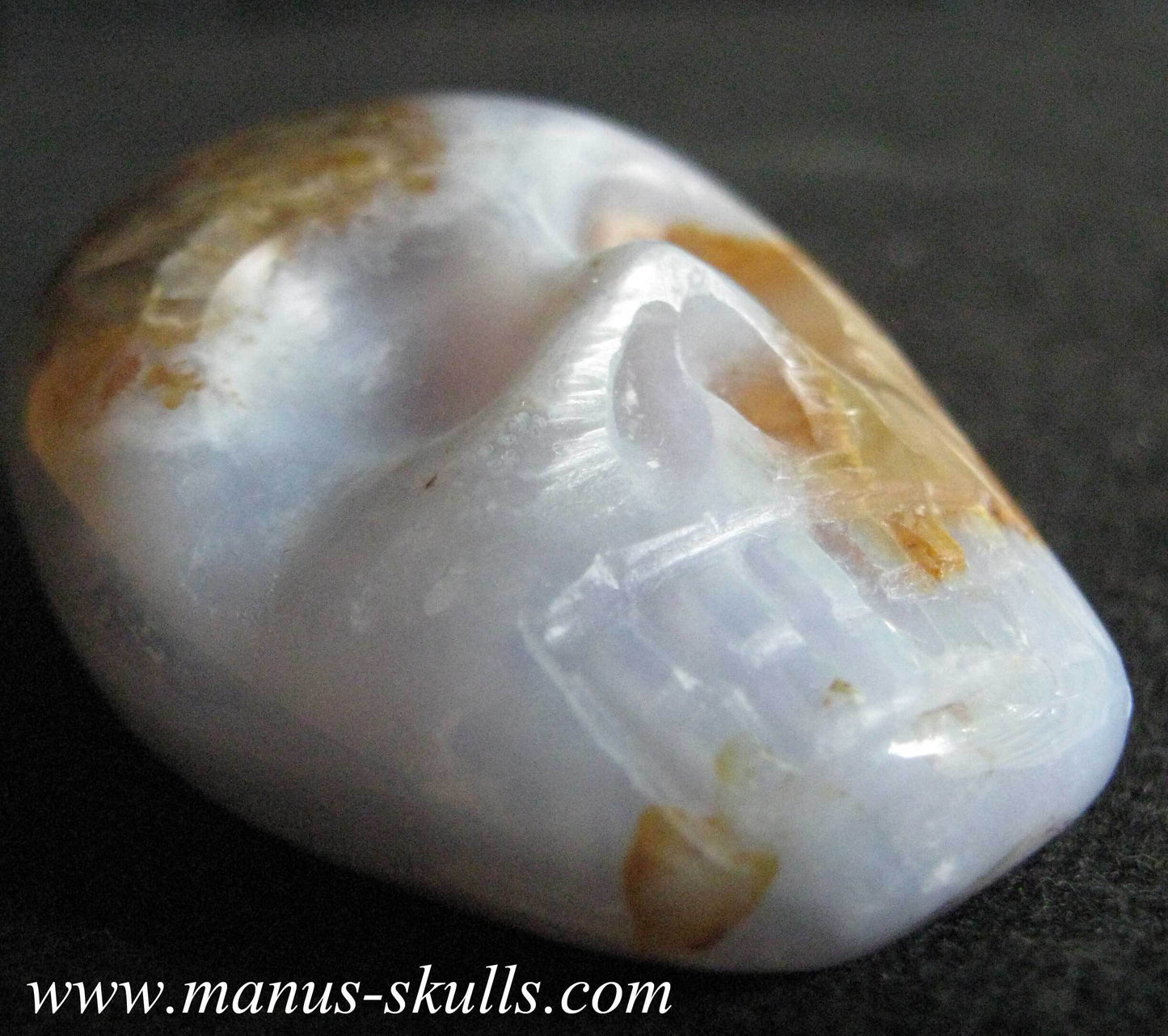 Chalcedone Skull