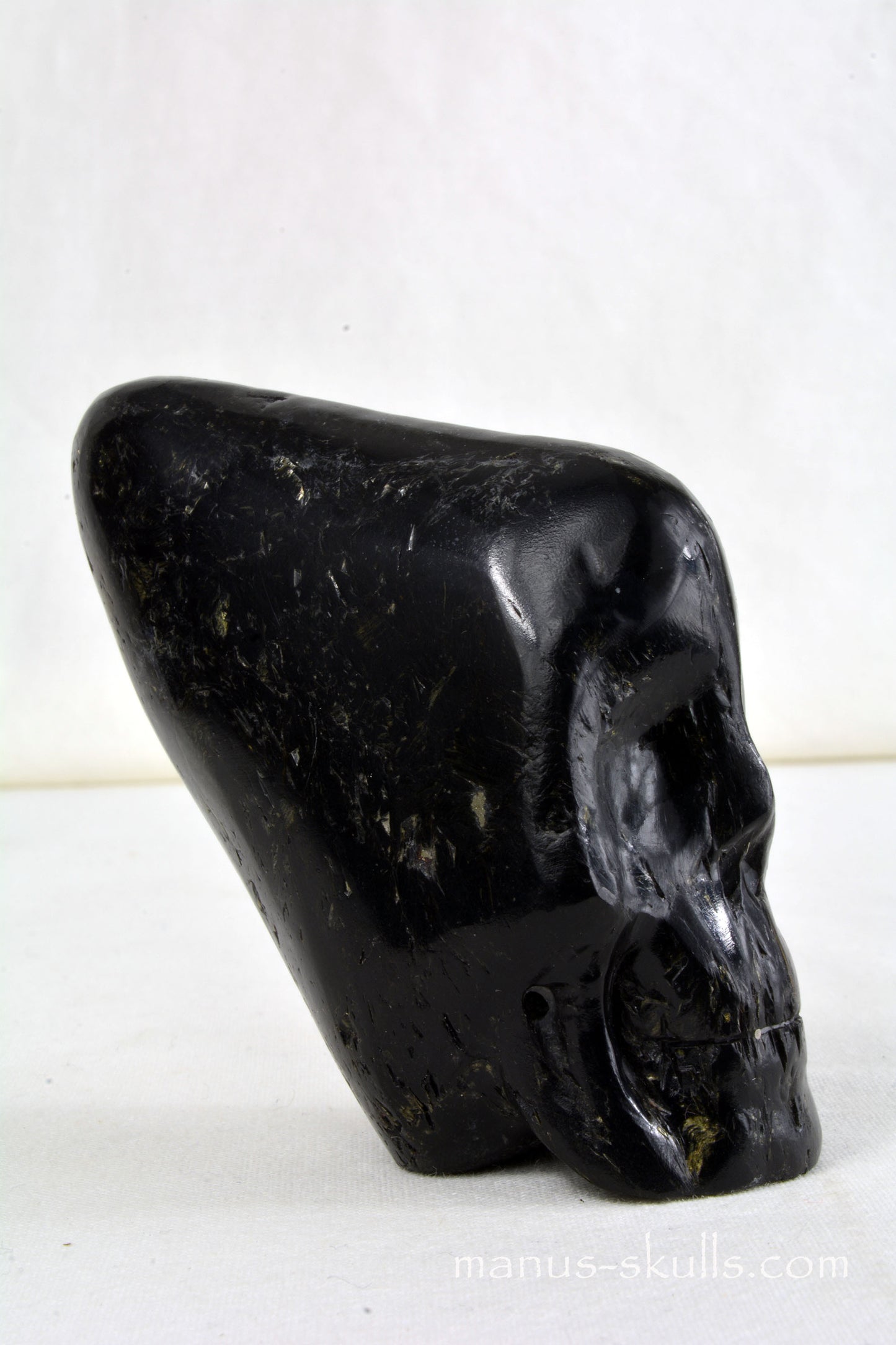 Nuummite Conehead Skull