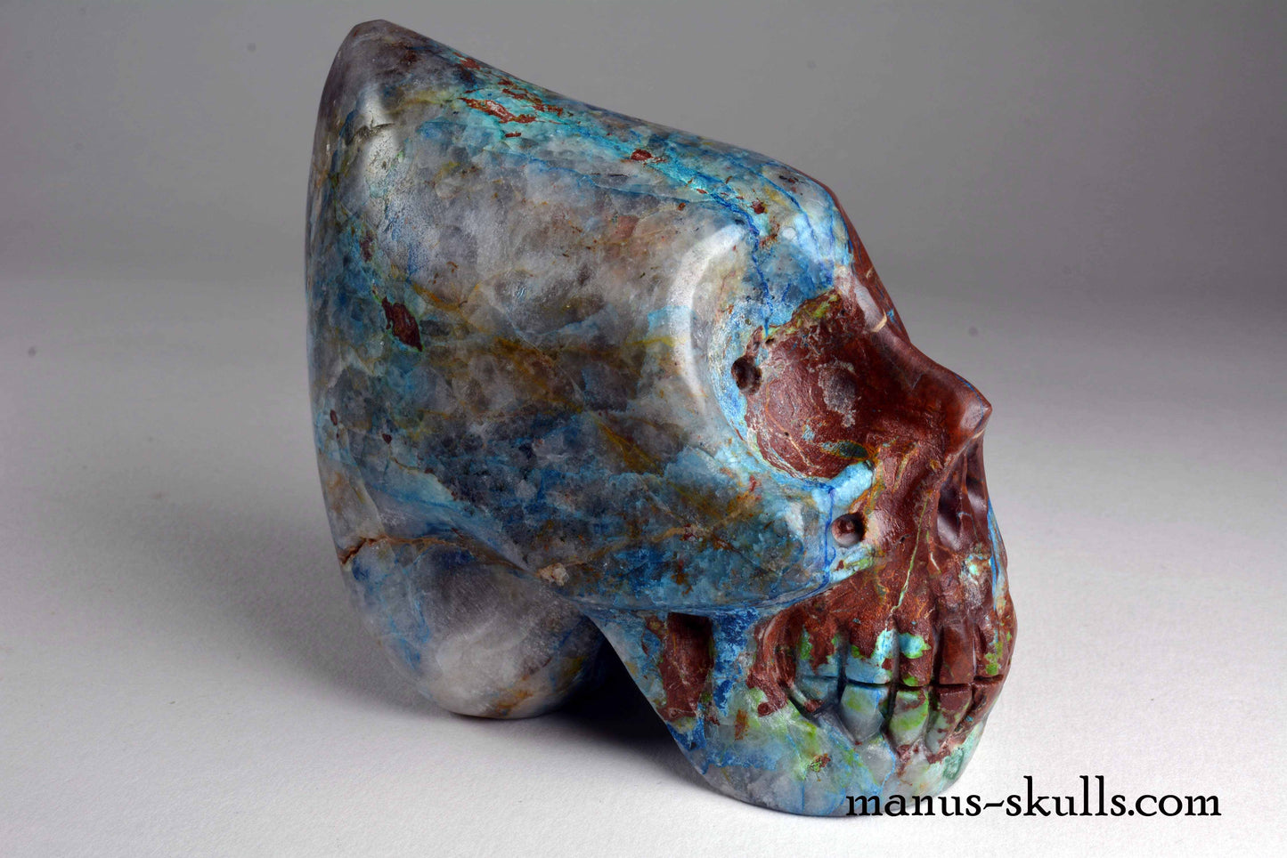 Quantum Quattro Skull