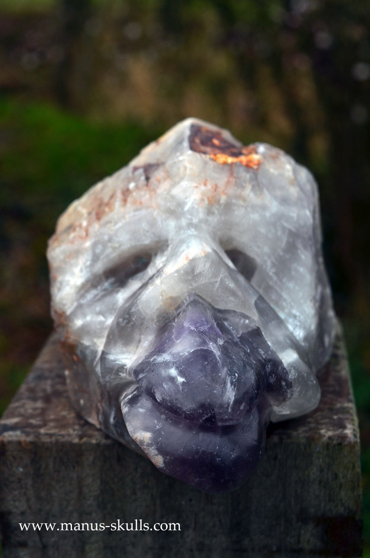 Large Mandu Amethyst Point Head Skull