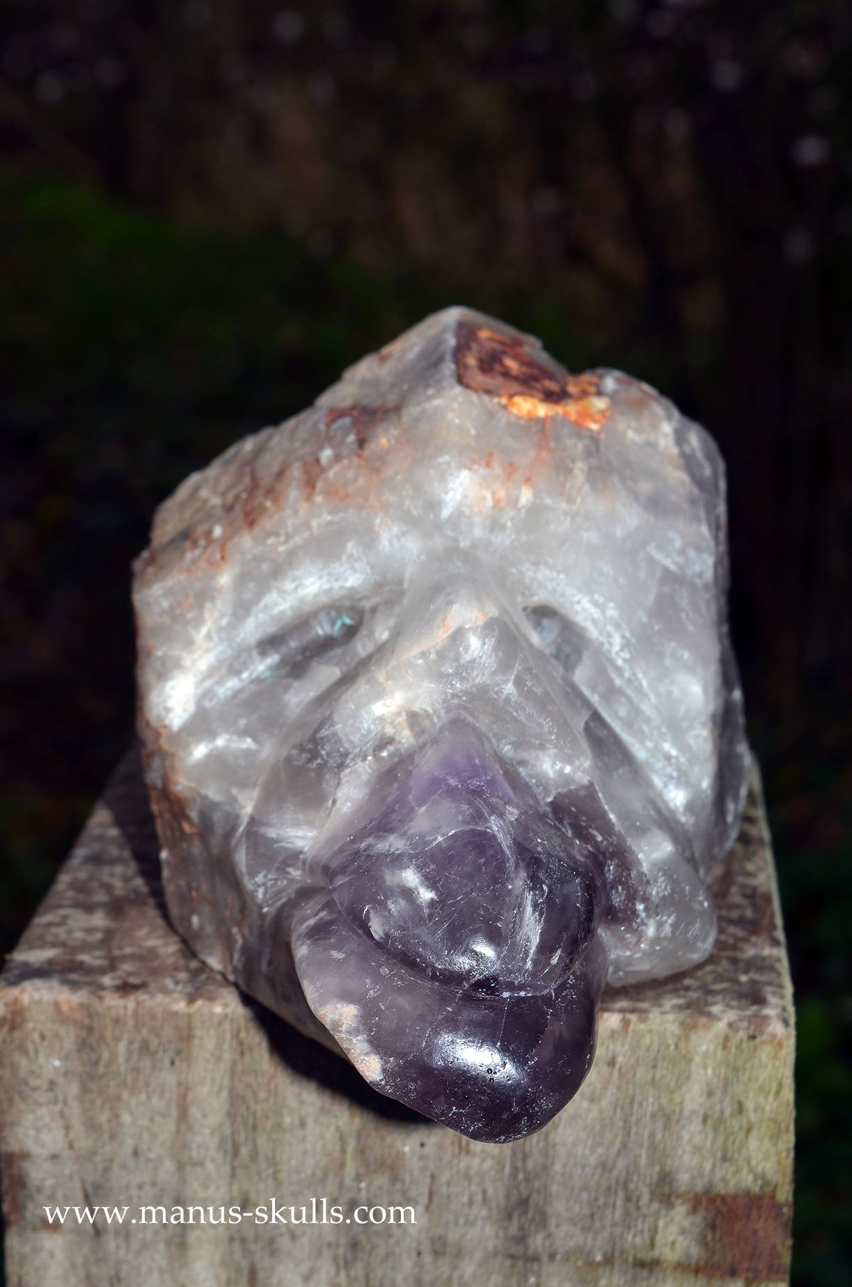 Large Mandu Amethyst Point Head Skull