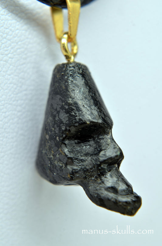 Nuummite miniature Pendant