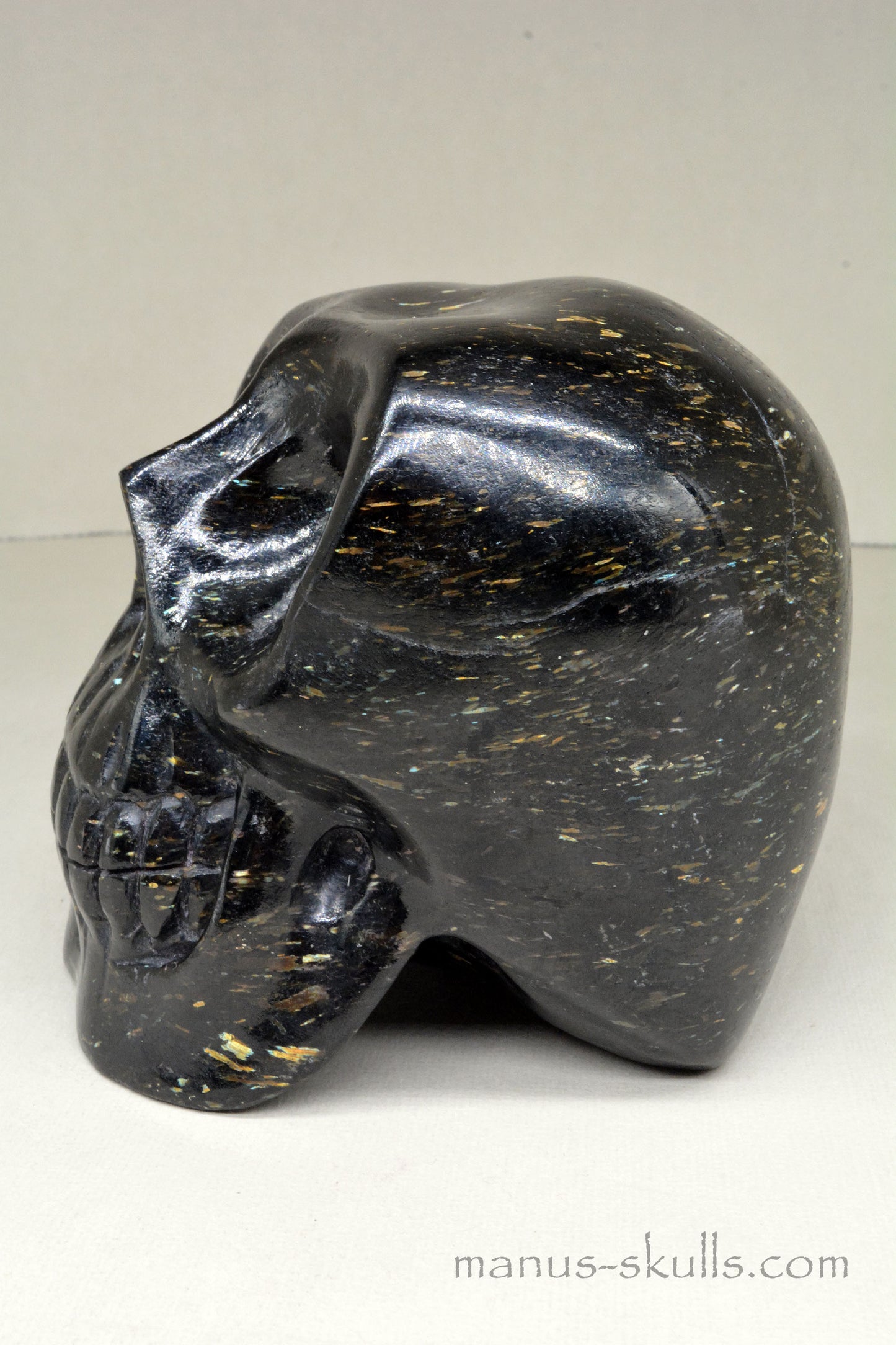 Huge Nuummite Skull ....