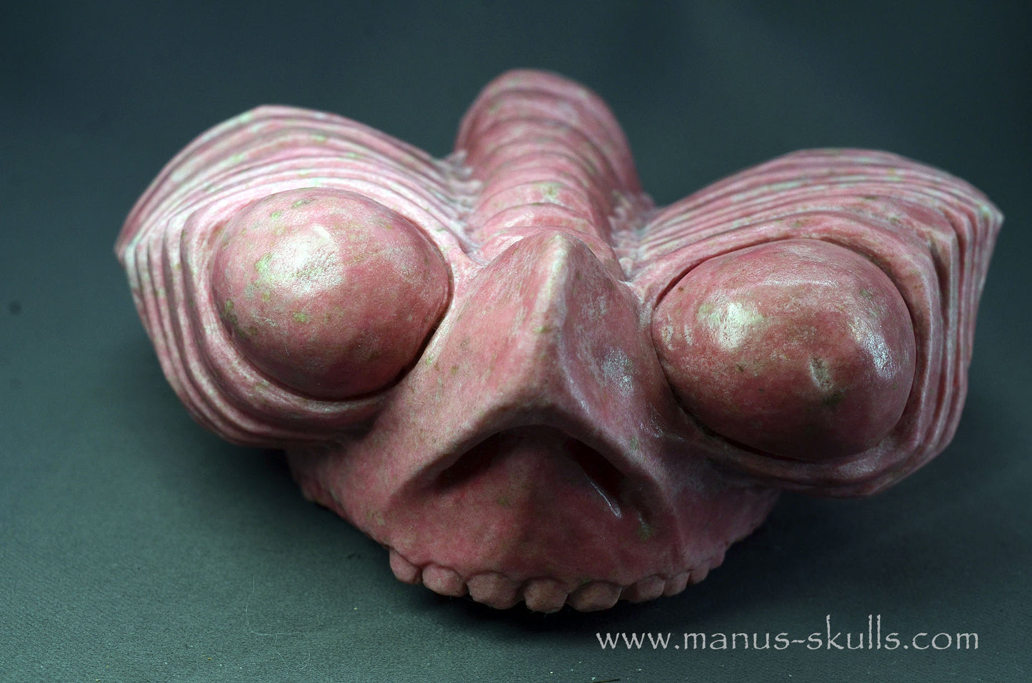 Thulite Alien Dragon