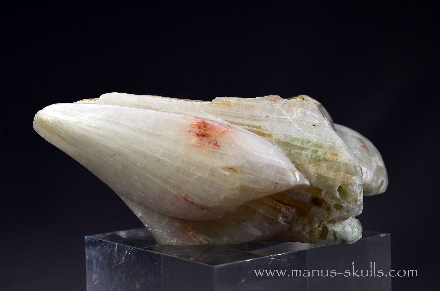 Scolecite Alien Dragon