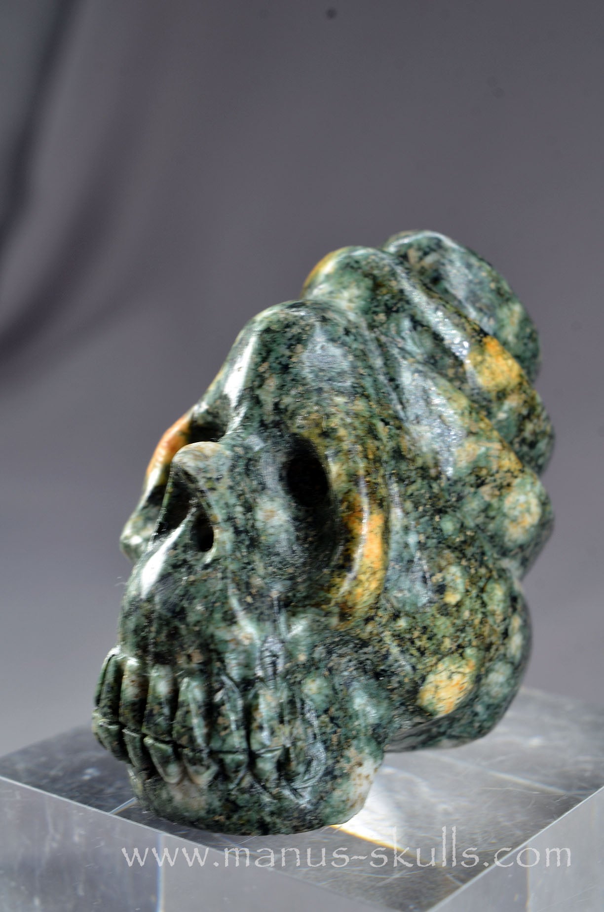 Manus skulls unique Crystal Carvings handmade skulls dragons pendants preseli bluestone tribals spiritual meaning wand Unicorn .. 