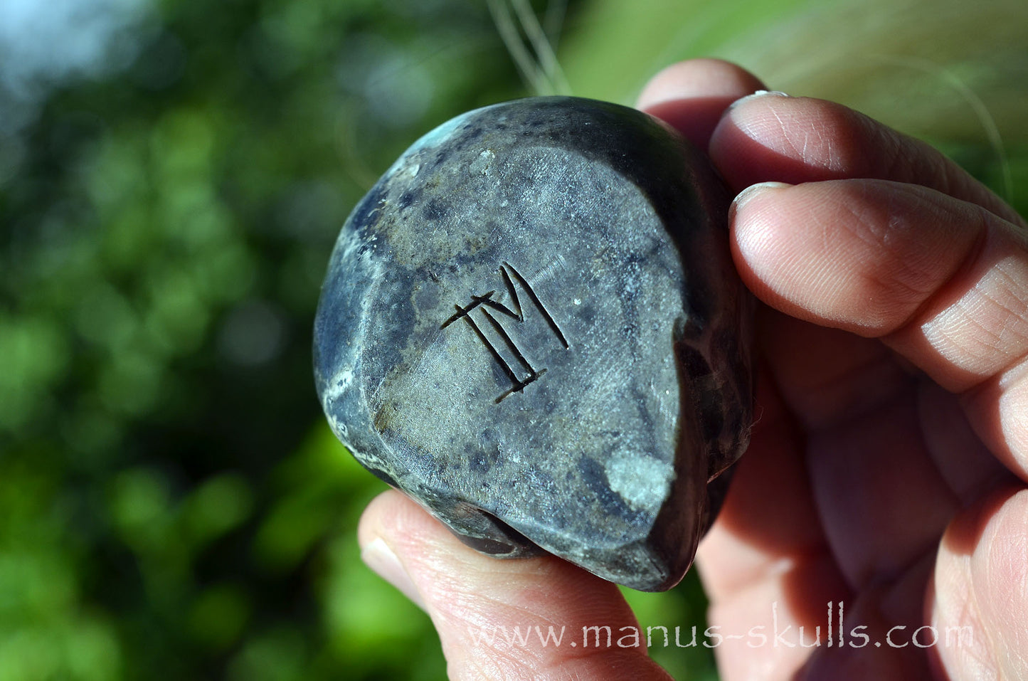 Emerald in Matrix Tribal Skull #091