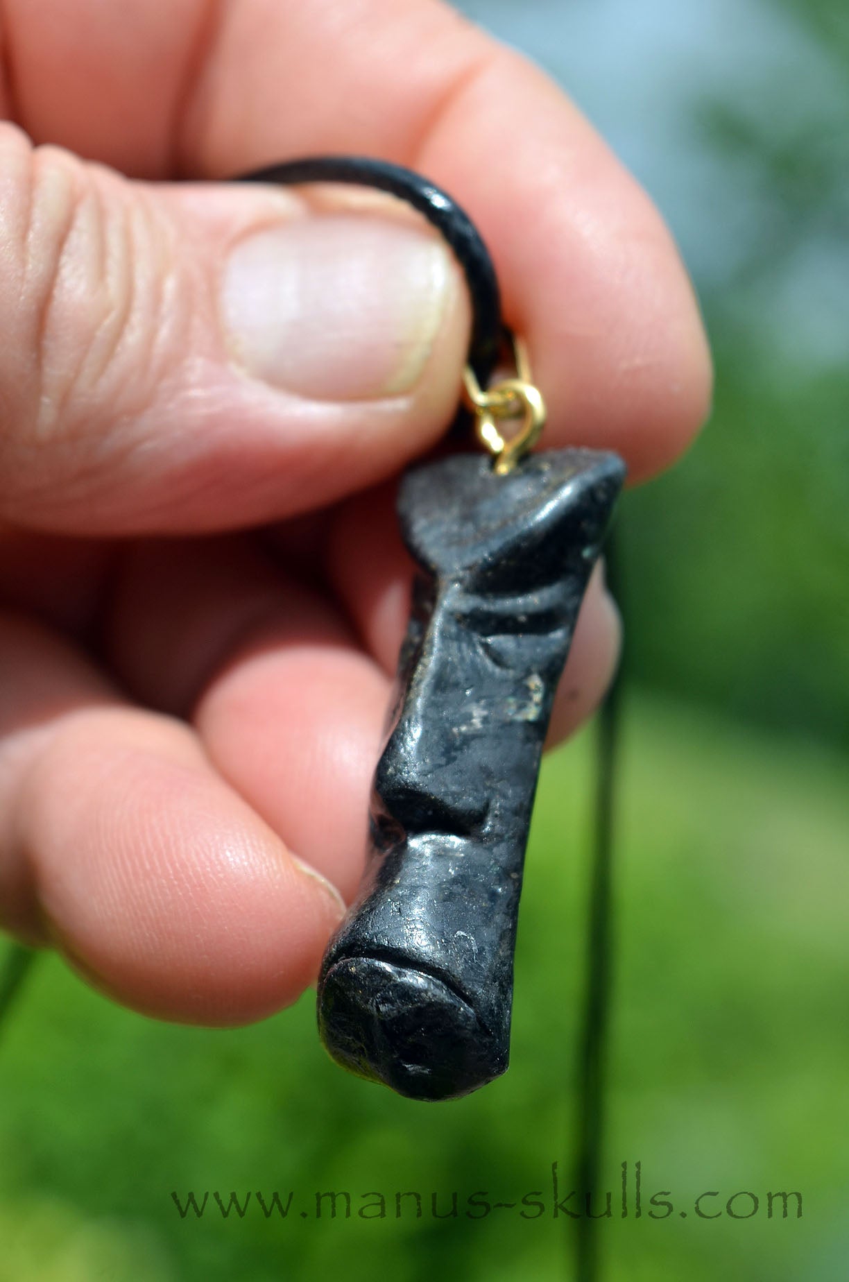 Manus skulls Evolians Dragolians unique Crystal Carvings handmade skulls dragons pendants preseli bluestone tribals spiritual meaning wand Unicorn ..  nuummite