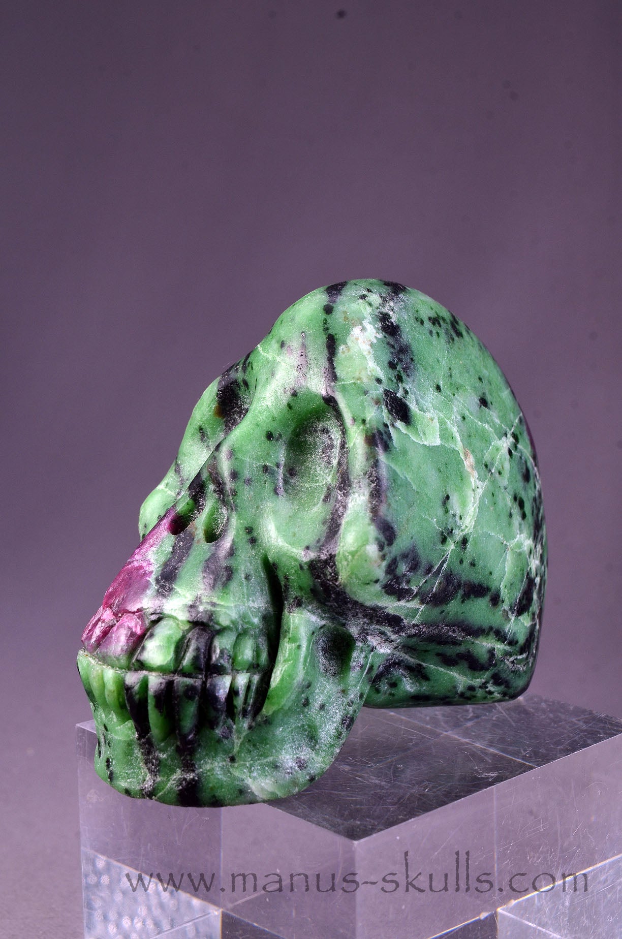 Ruby in Zoïsite Skull