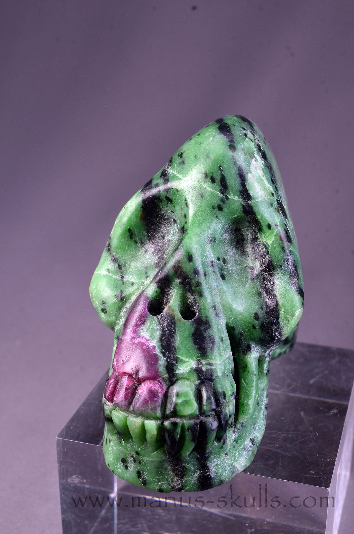 Ruby in Zoïsite Skull