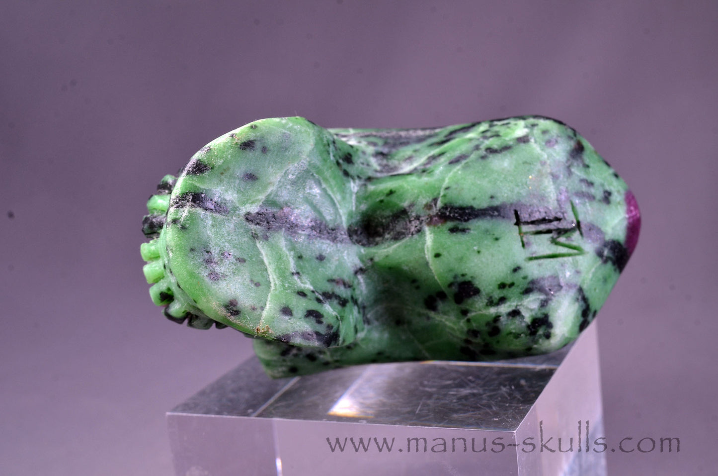 Ruby in Zoïsite Skull