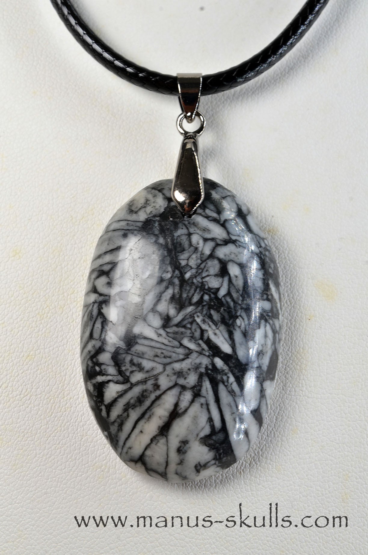 Austrian Pinolith Cabochon medallion  Pendant