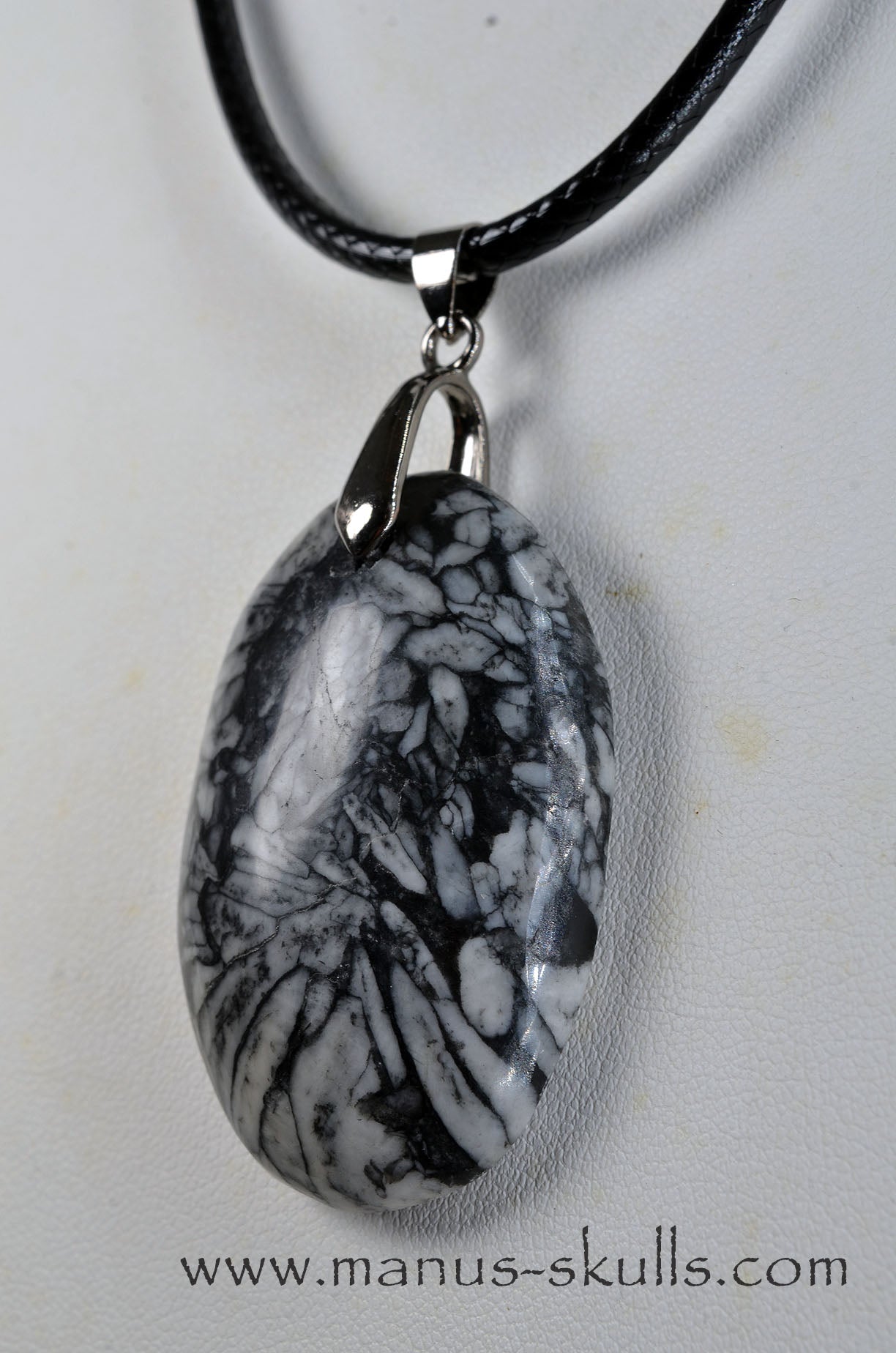 Austrian Pinolith Cabochon medallion  Pendant