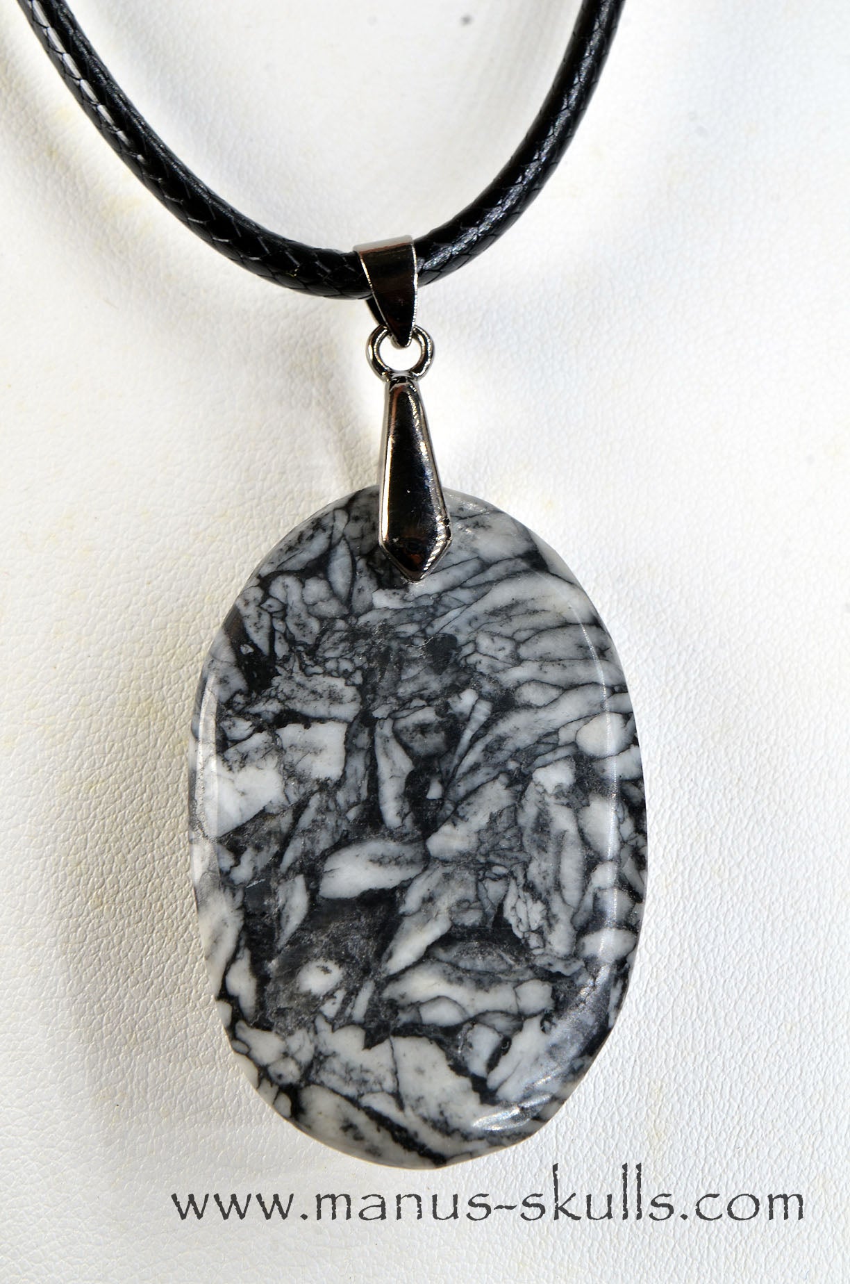 Austrian Pinolith Cabochon medallion  Pendant